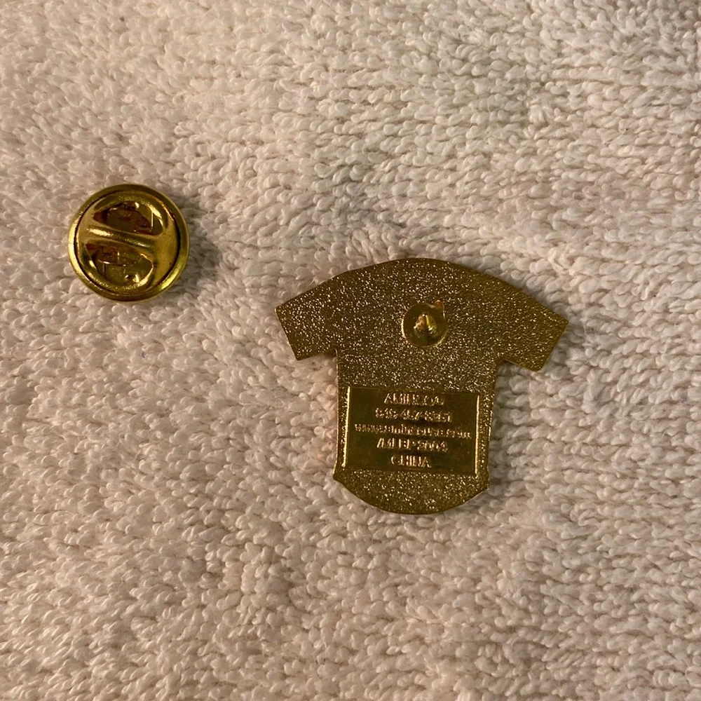 Pittsburgh Pins Includes Penguins, Vintage 2000 Heinz Ketchup Bottle & Pirates